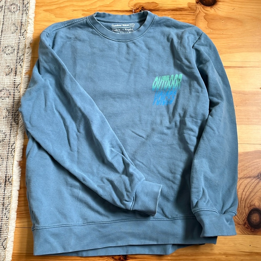 Outdoor Voices sweatshirt